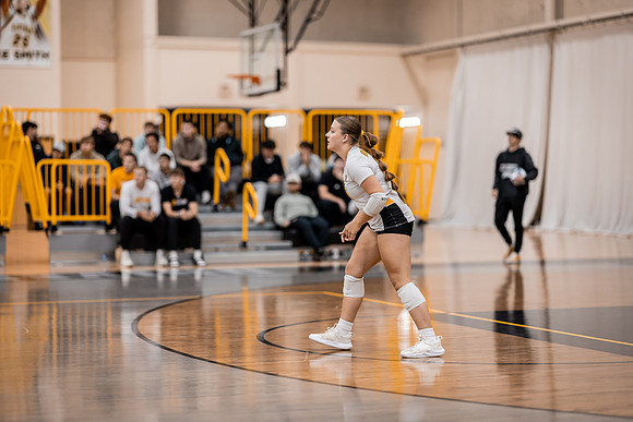 UWS VB vs CROWN-57