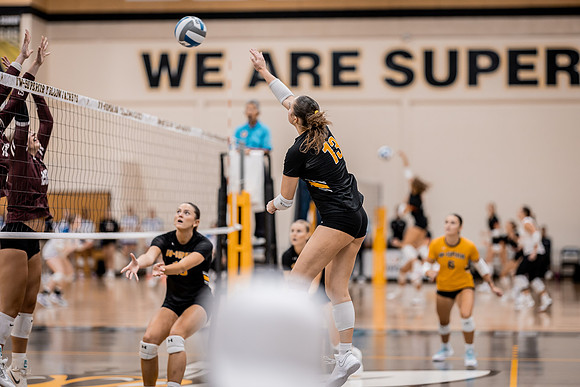 VB vs UWL -11