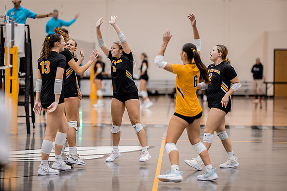 VB vs UWL -12