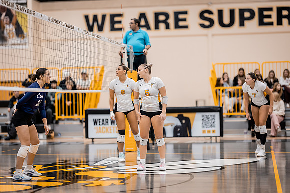 UWS VB vs CROWN-118