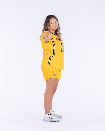 17 Haley Struthers Yellow 10
