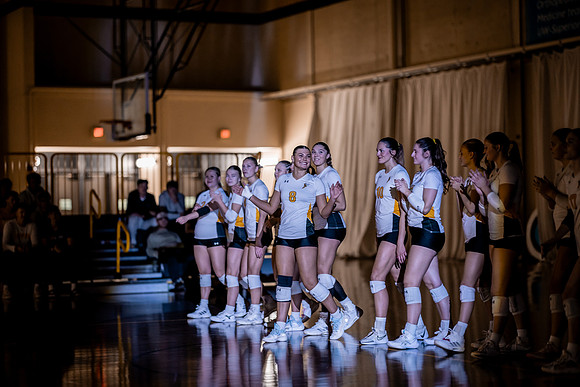 UWS VB vs CROWN-27