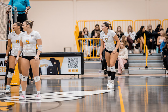 UWS VB vs CROWN-116
