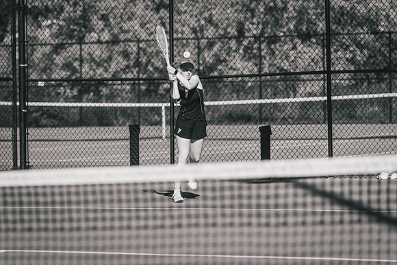Tennis vs STO-182
