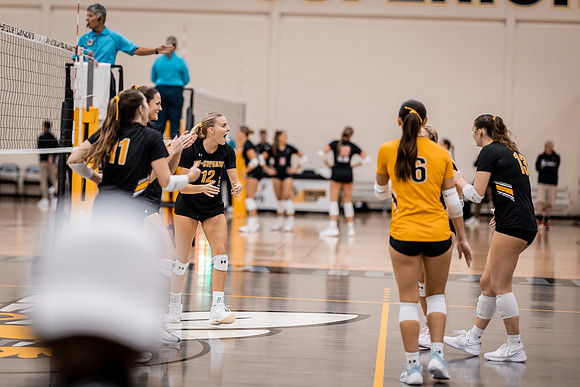VB vs UWL -6