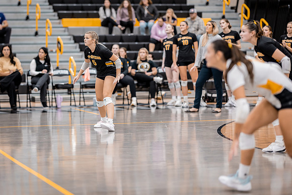 VB vs UNW-104