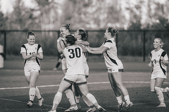 UWS WSOC vs MLC-208