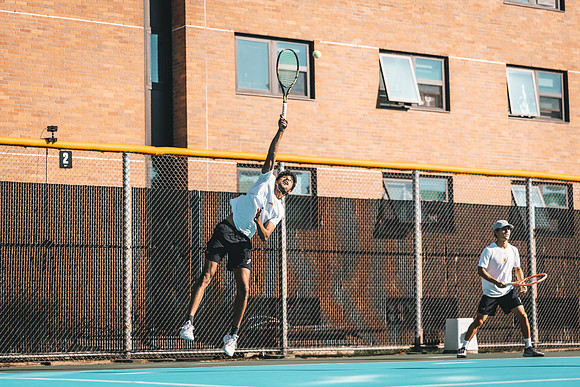 Tennis vs STO-64