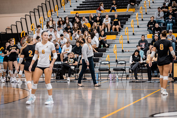 VB vs UNW-10