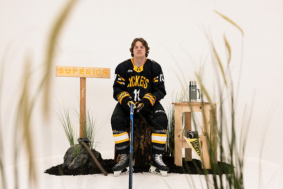 CMHKY Set Photos-3