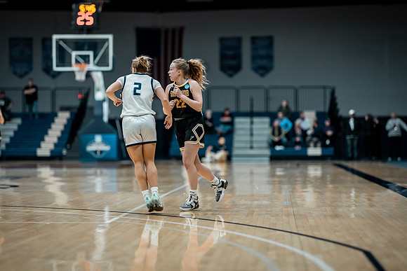 UWS WBB vs Whitman-1-93