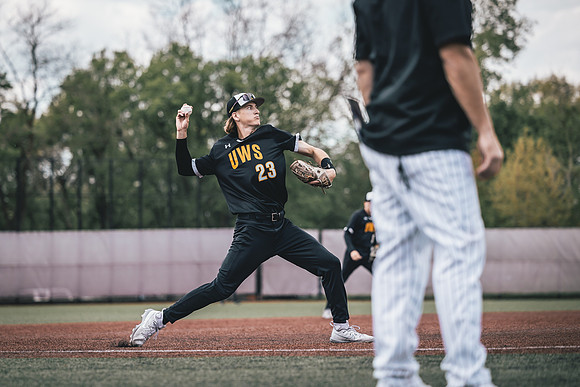 UWS Baseball vs UNW-1-44