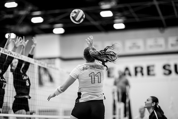 UWS VB vs CROWN-46