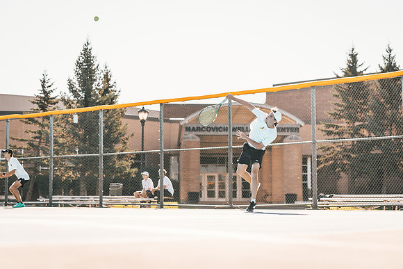 Tennis vs STO-30