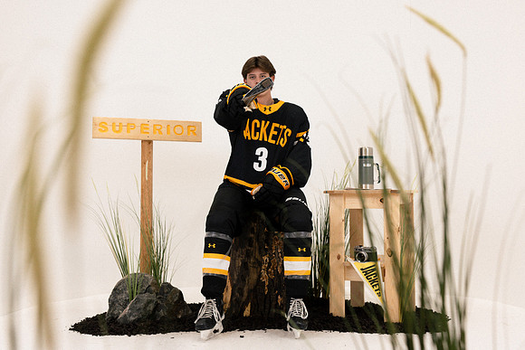 CMHKY Set Photos-16
