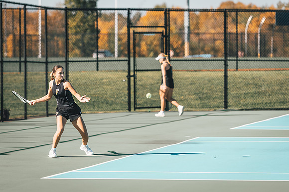 Tennis vs STO-127