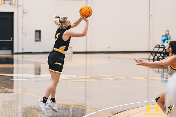 2022.01.15 UWS WBB vs. UMM WM16