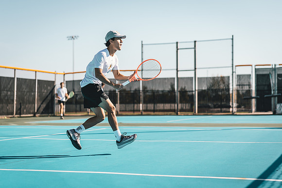 Tennis vs STO-49