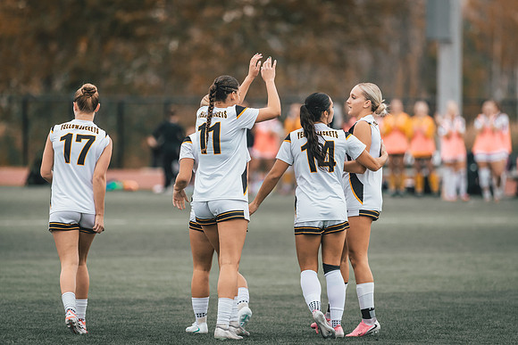 WSOC vs UMM-4