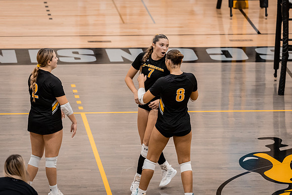 VB vs UWL -123