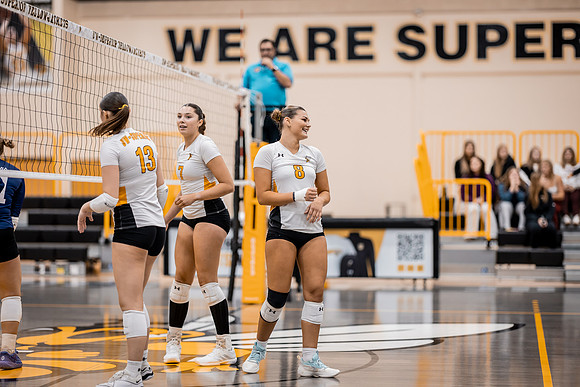 UWS VB vs CROWN-68