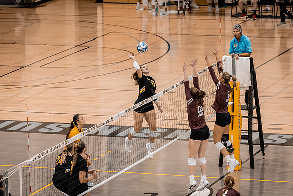 VB vs UWL -157