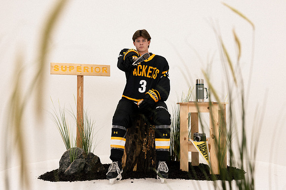 CMHKY Set Photos-17