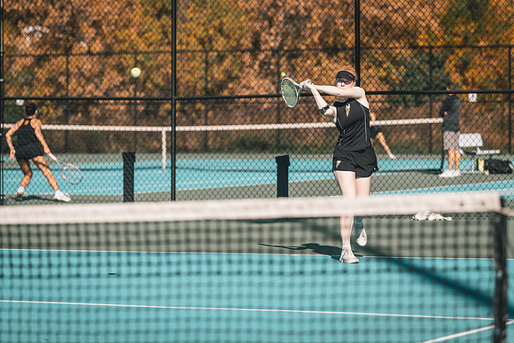 Tennis vs STO-215