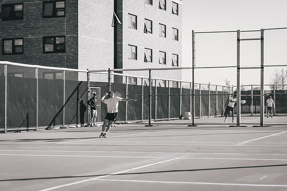 Tennis vs STO-23