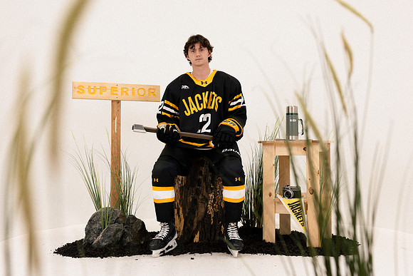 CMHKY Set Photos-14