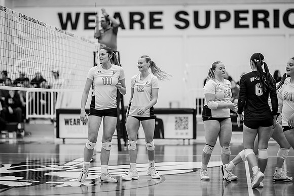 UWS VB vs CROWN-86