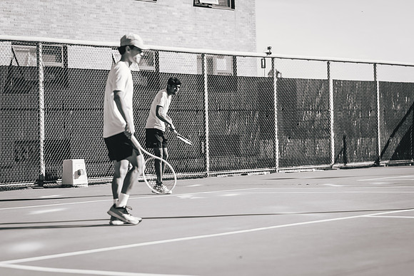 Tennis vs STO-48