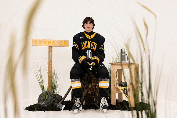 CMHKY Set Photos-25