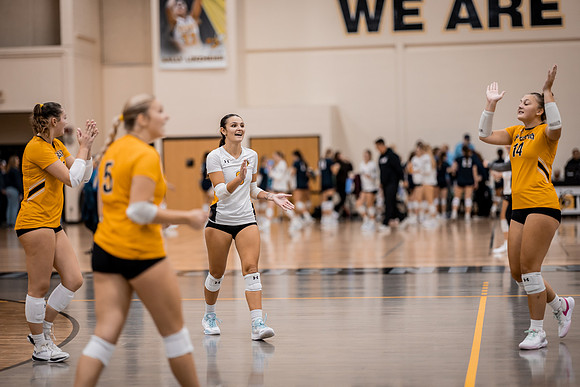 VB vs Augs-153