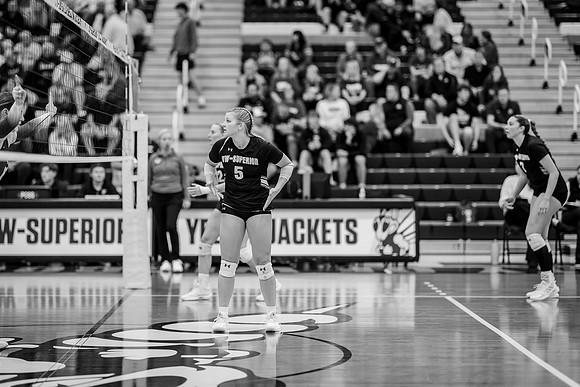 VB vs UNW-79