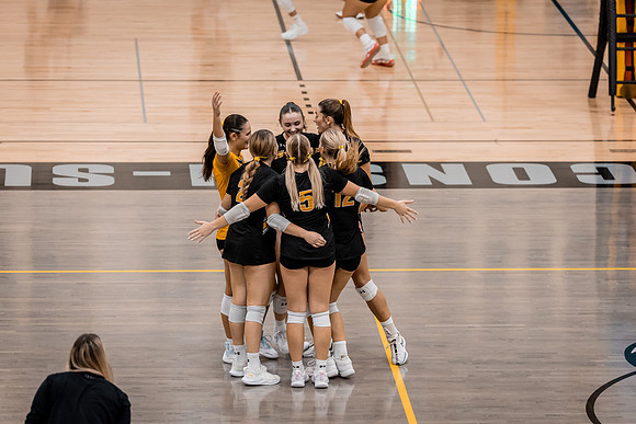 VB vs UWL -106