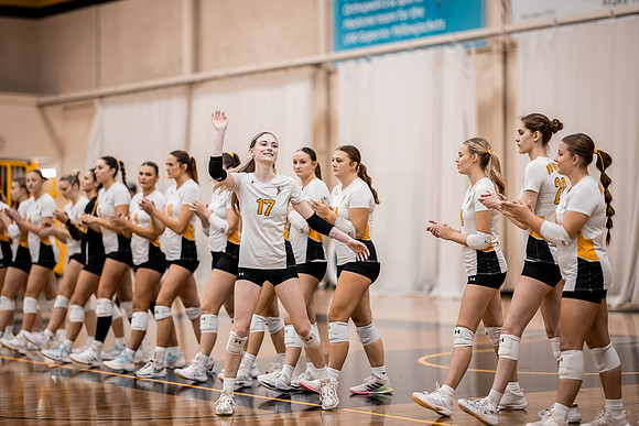 UWS VB vs CROWN-18