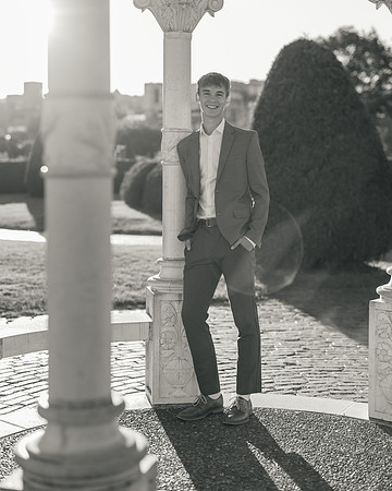 Oscar Senior Shoot-1-139