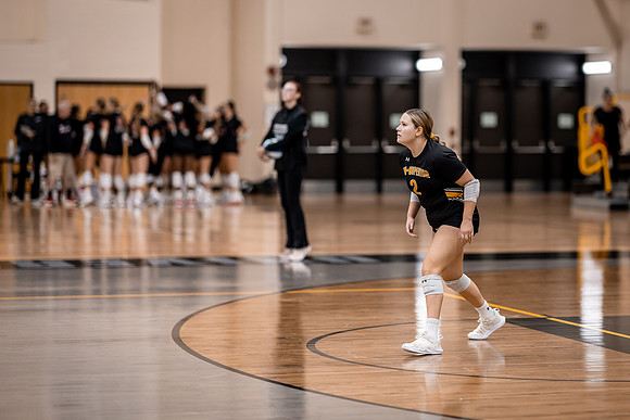 VB vs UWL -15