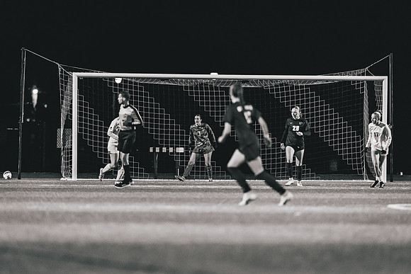 UWS vs STK-75