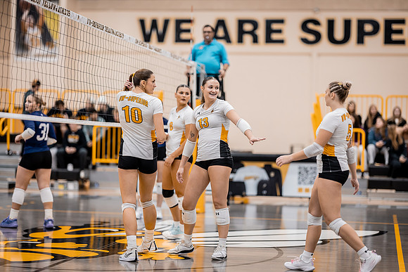 UWS VB vs CROWN-78