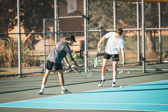 Tennis vs STO-200