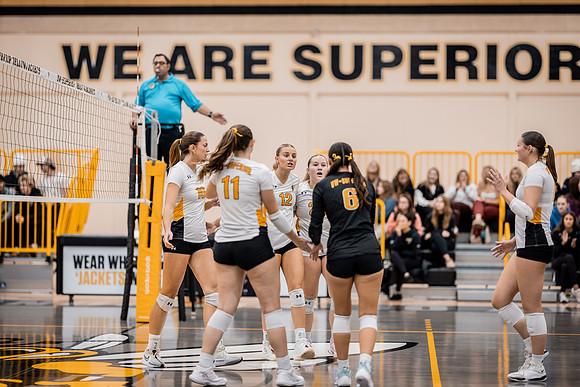 UWS VB vs CROWN-168