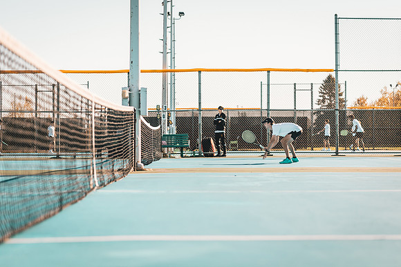 Tennis vs STO-34