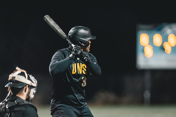 UWS BSB vs Crown -1-172