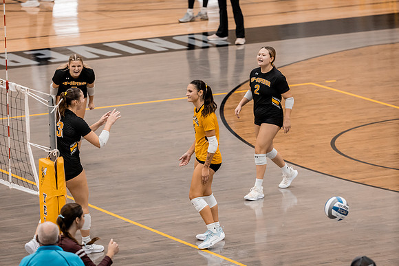 VB vs UWL -69
