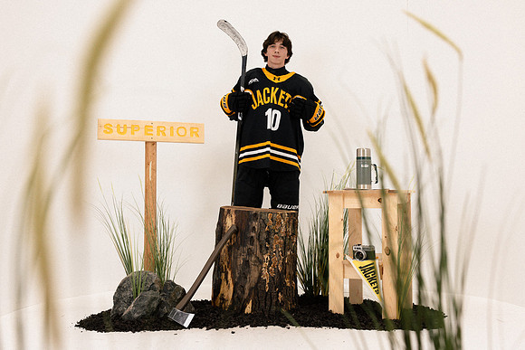 CMHKY Set Photos-24