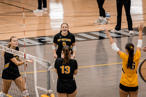VB vs UWL -72