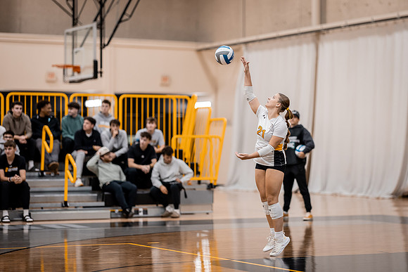 UWS VB vs CROWN-74