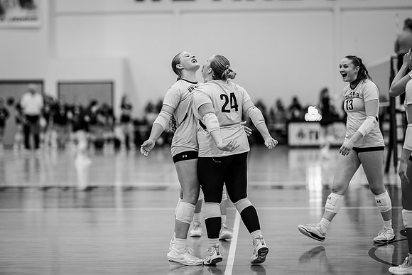 VB vs Augs-142